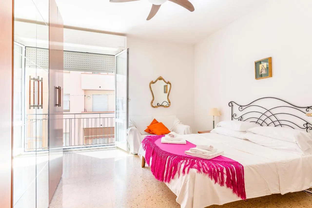 公寓 Bagni Pancaldi Lovely Apartment! 利沃诺
